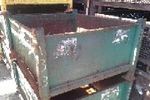 used Metal Container 40.5 x 32.5 x 32