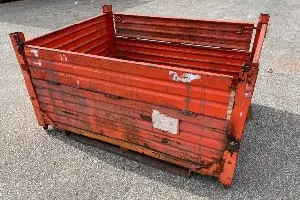 63.5x48x34 metal container
